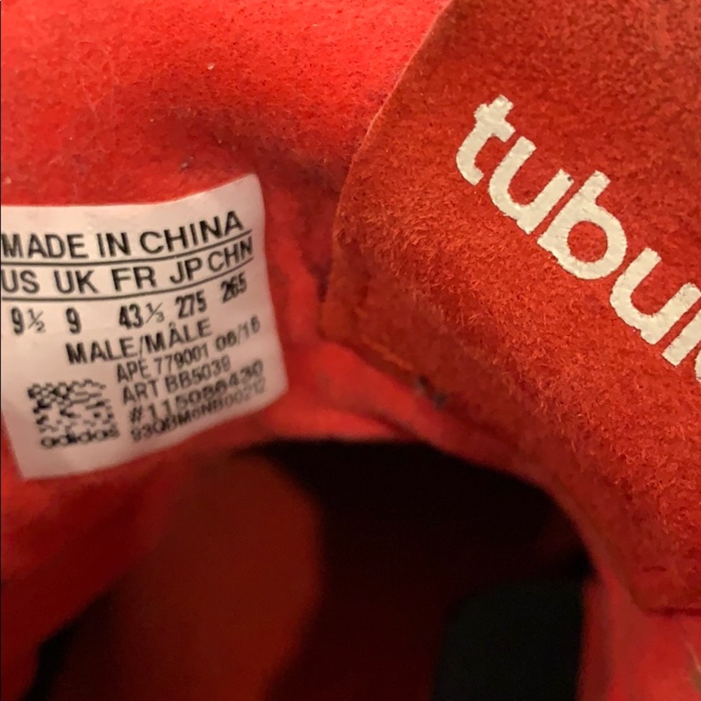 ADIDAS TUBULAR - Picture 7 of 7